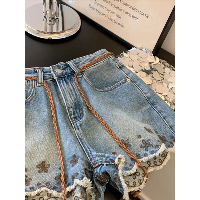 Breathable Vintage Denim Short - Shorts Denim Frayed ulasan dan harga